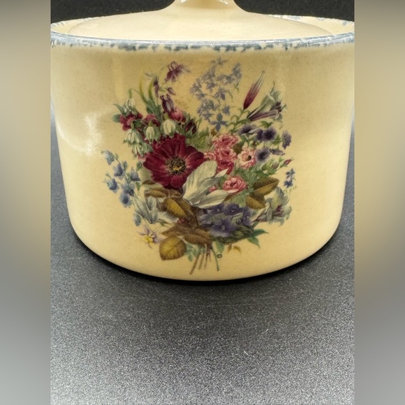 Home and Garden Party Ltd Floral Crock with Lid 2000 Made In USA Stoneware - Picture 2 of 8